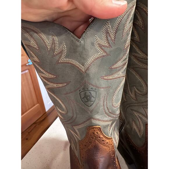 Ariat Men's 8EE Wide Heritage Crepe Leather Western Boot in Blue - Picture 8 of 11